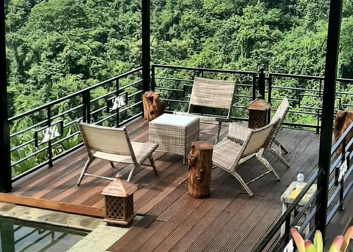 Liri - Ocean, Hills, Valley View Villa Lovina