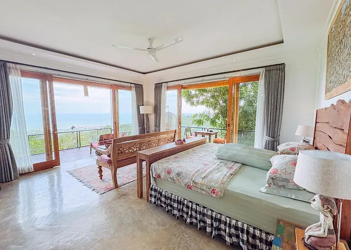Liri - Ocean, Hills, Valley View Villa