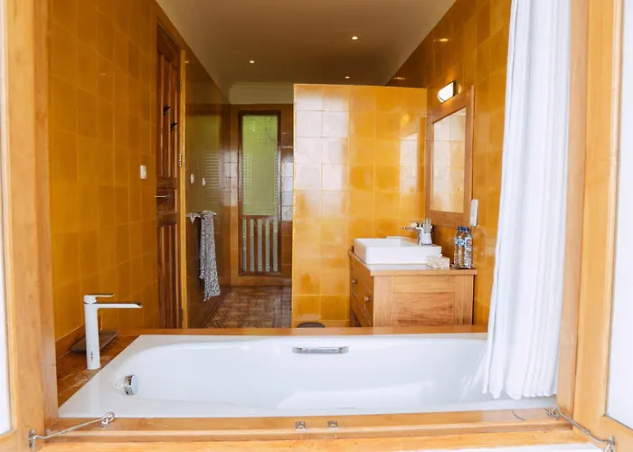 Villa Liri - Ocean, Hills, Valley View