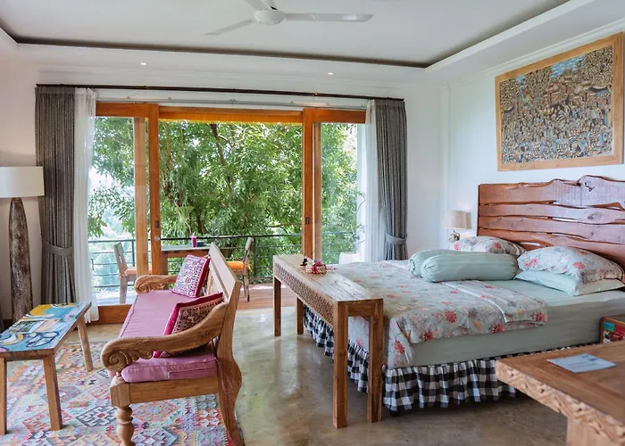 Liri - Ocean, Hills, Valley View *
