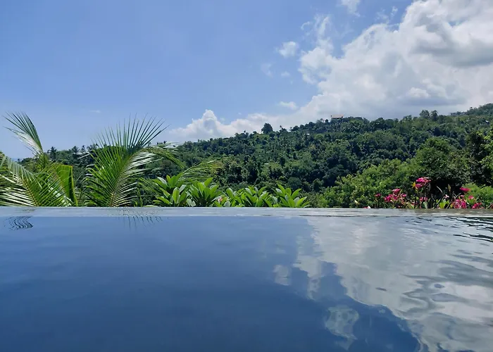 Liri - Ocean, Hills, Valley View * Lovina